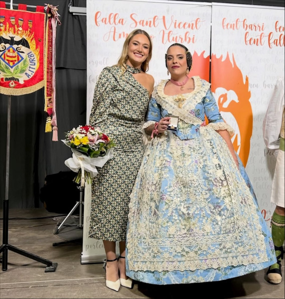 el passat 8 de novembre va tindre lloc la proclamacio de la nostra fallera major per a l exercic  4 