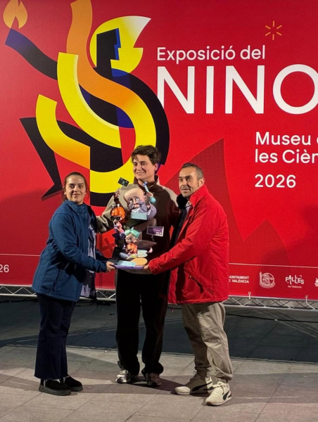 ja estem en  exponinot26   els nostres ninots ja estan brillant el l exposicio del ninot gracies  2 