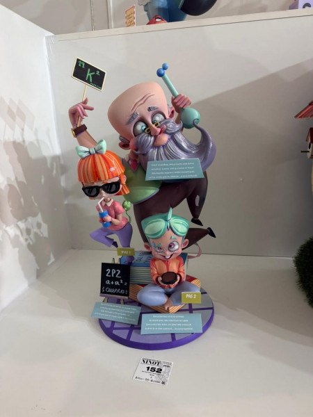 ja estem en  exponinot26   els nostres ninots ja estan brillant el l exposicio del ninot gracies